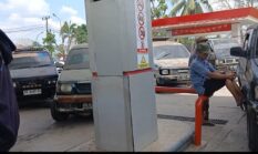 AWAK MEDIA TEMUKAN DUGAAN PELANGGARAN SOP DI SPBU 64.721.16 SIDOMULYO. BPH MIGAS & PERTAMINA DIMINTA TINDAKLANJUTI